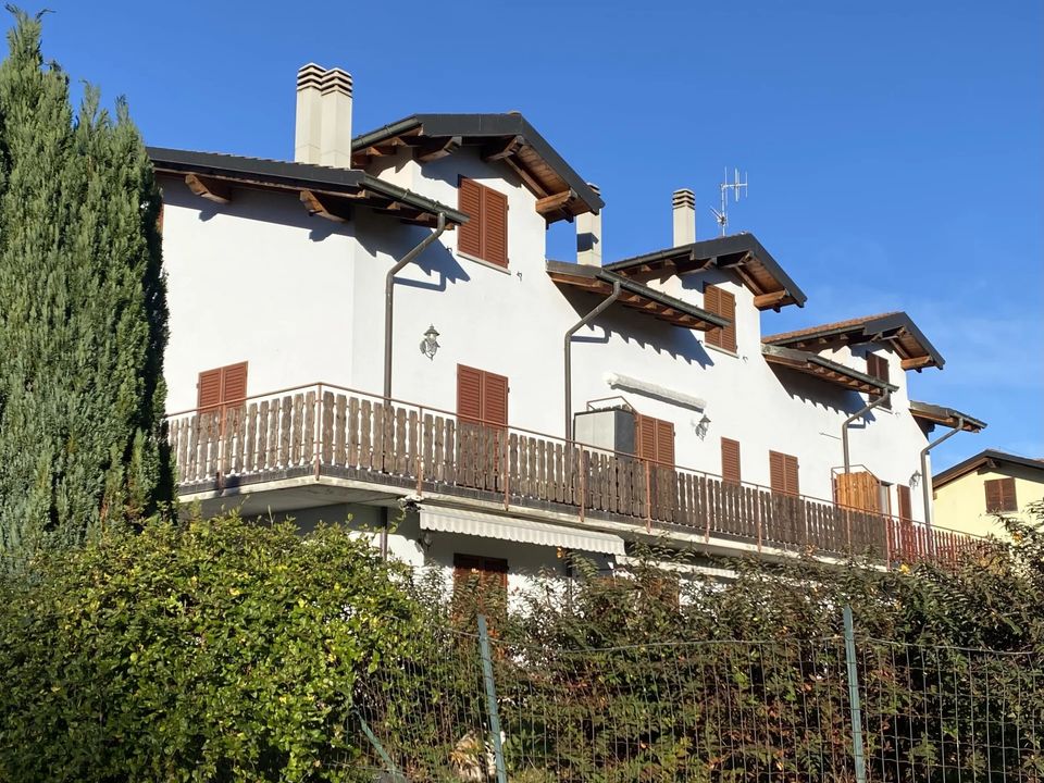 Leilighet i Alta Valle Intelvi, Como - bilde 1