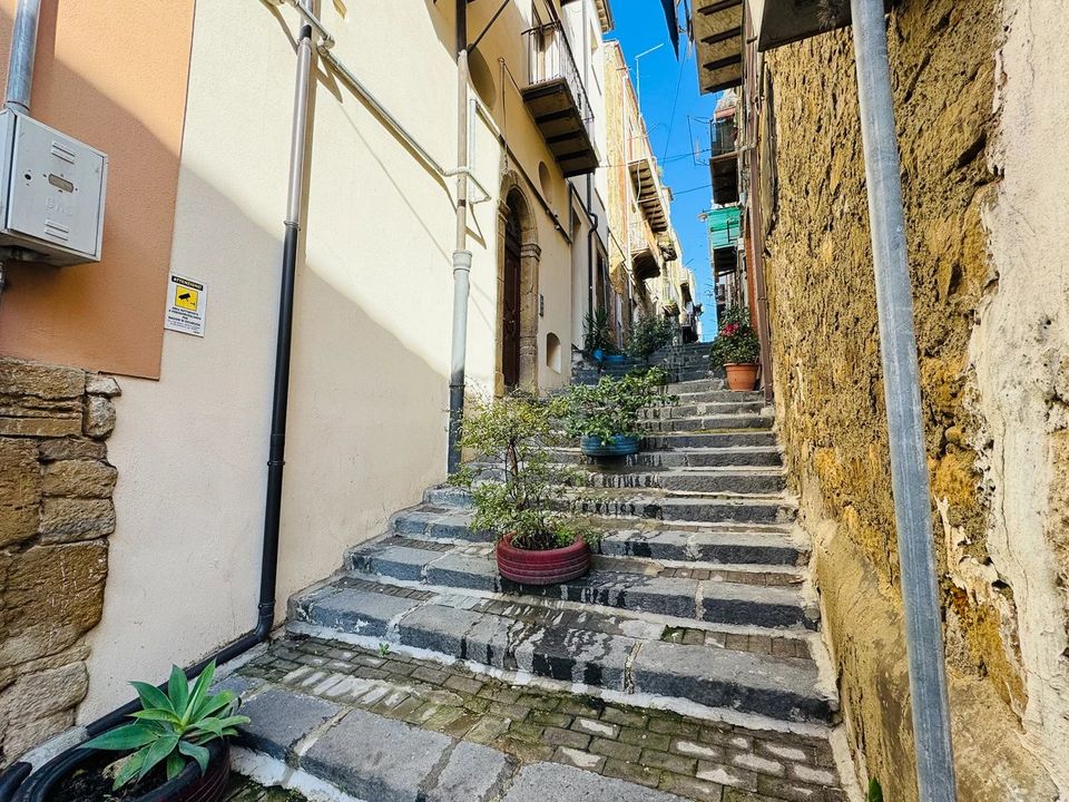 Lejlighed i Caltanissetta, Caltanissetta - foto 3