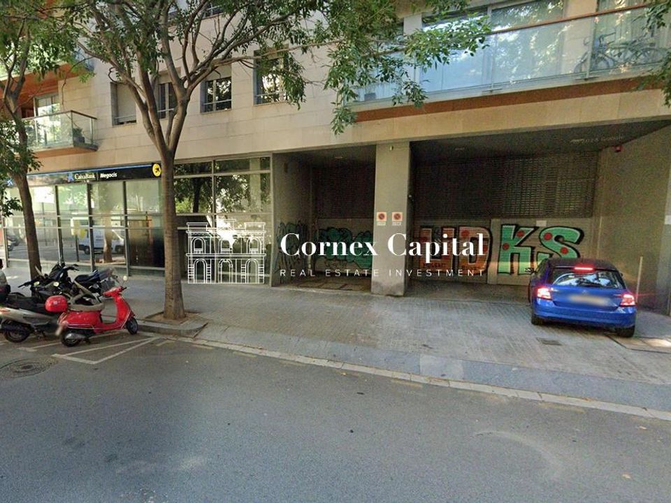Garage i Barcelona, Barcelona - foto 5