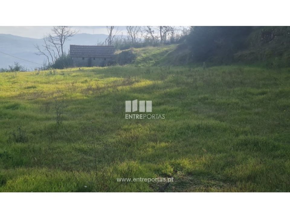 Helårsgrund i Ancede e Ribadouro, Porto - foto 4