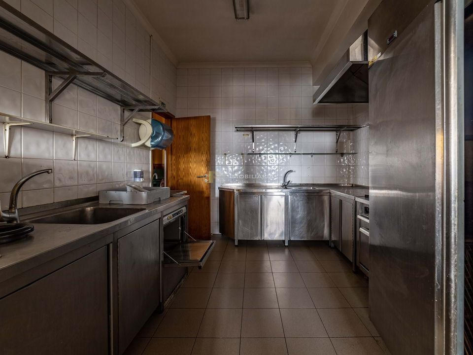 L'establiment comercial a Pernes, Santarem - foto 4