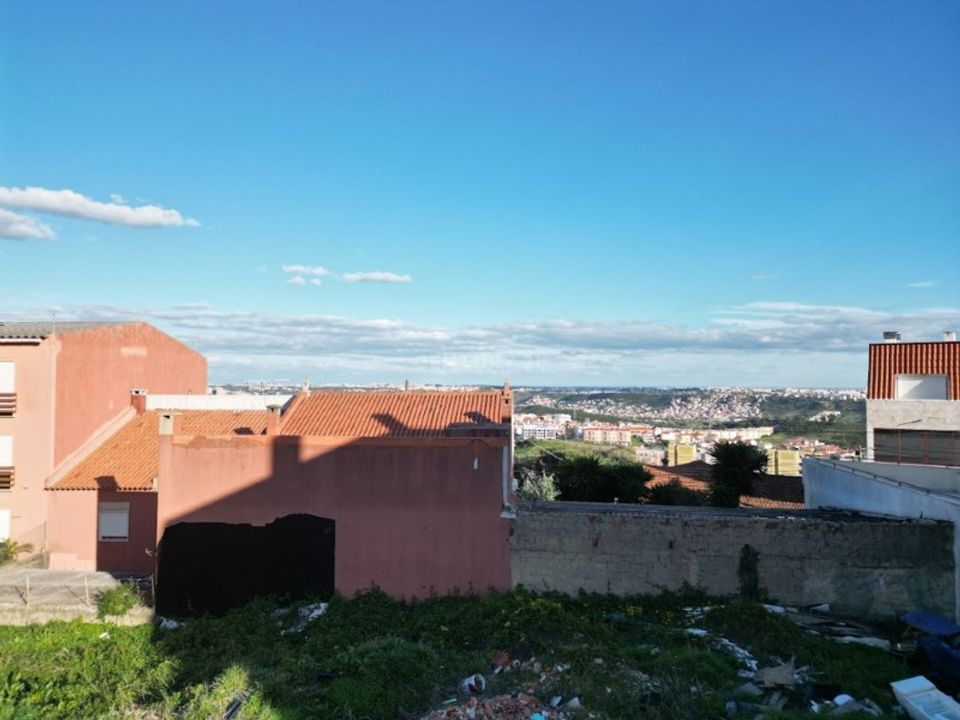 Helårsgrund i Amadora, Lisbon - foto 2