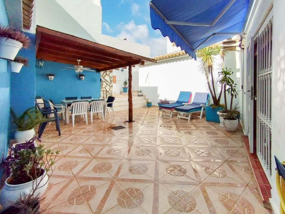 Landsbyhus i Alfaz del Pi, Alicante - foto 1
