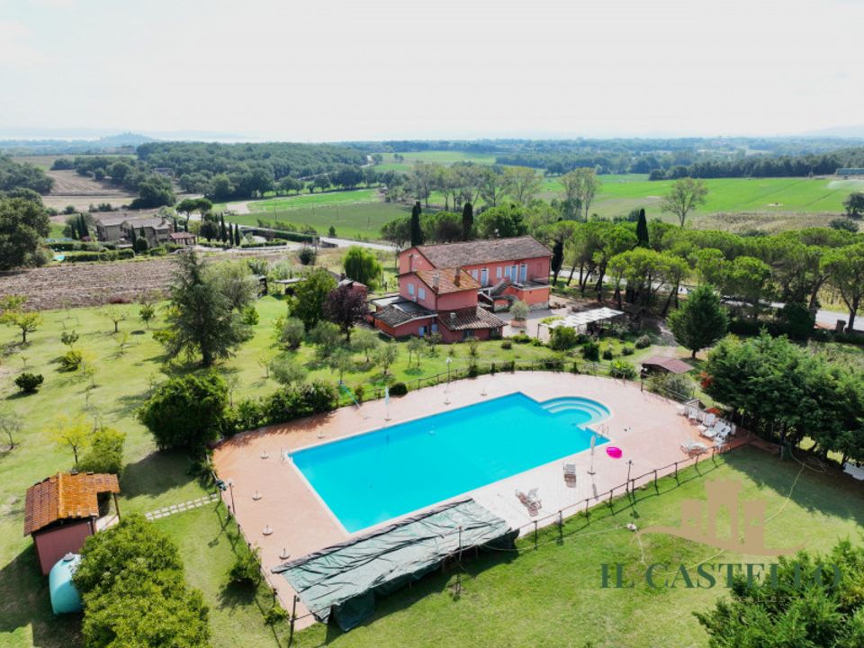 Farm hus i Castiglione del Lago, Perugia - foto 1
