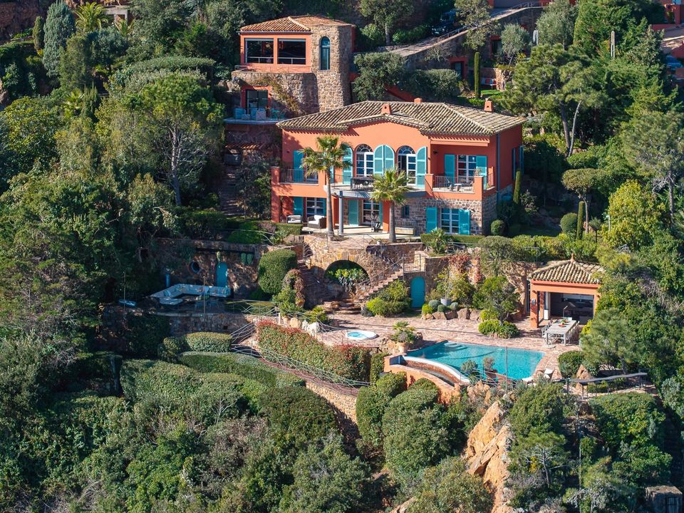 Villa i Theoule-sur-Mer, Alpes-Maritimes - foto 2