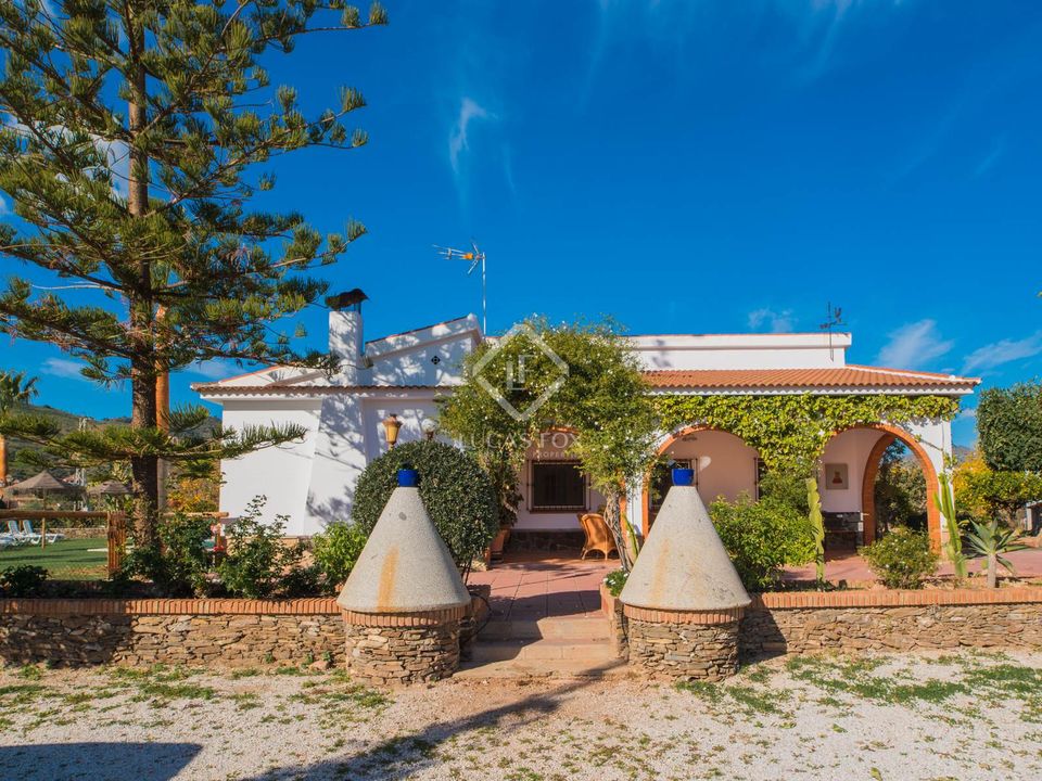 Villa i Malaga city, Malaga - foto 1