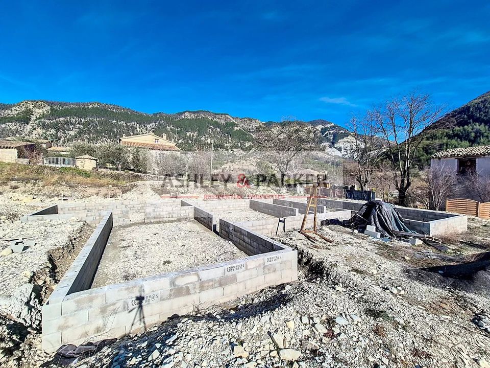 Terreno en Entrevaux, Alpes-de-Haute-Provence - foto 2