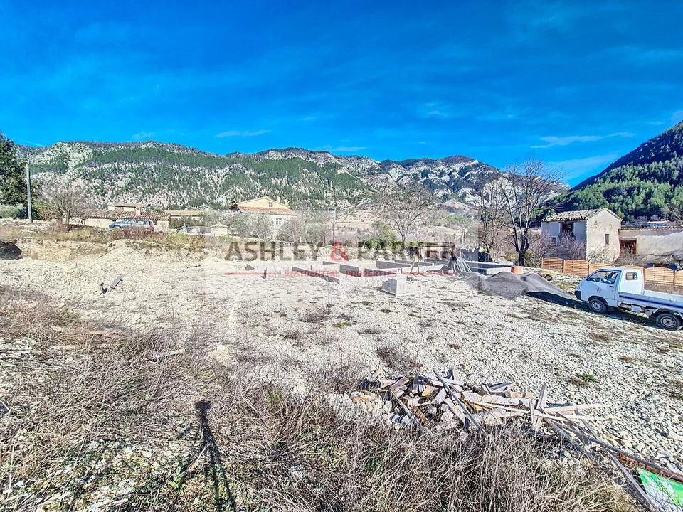 Terreno en Entrevaux, Alpes-de-Haute-Provence - foto 3