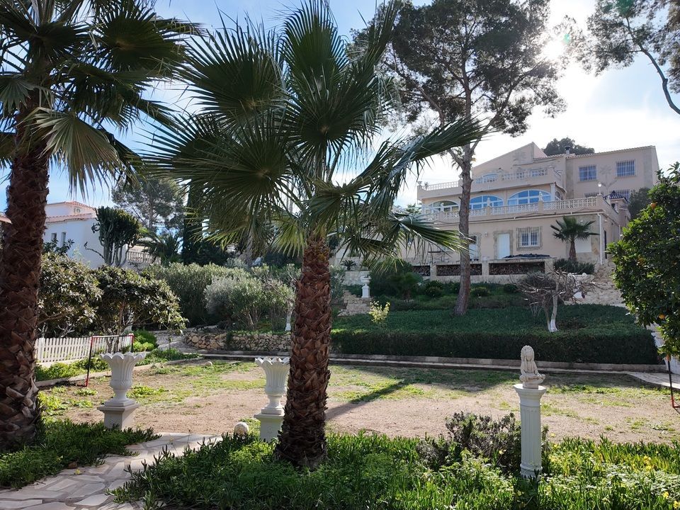 Villa i Alfaz del Pi, Alicante - foto 1