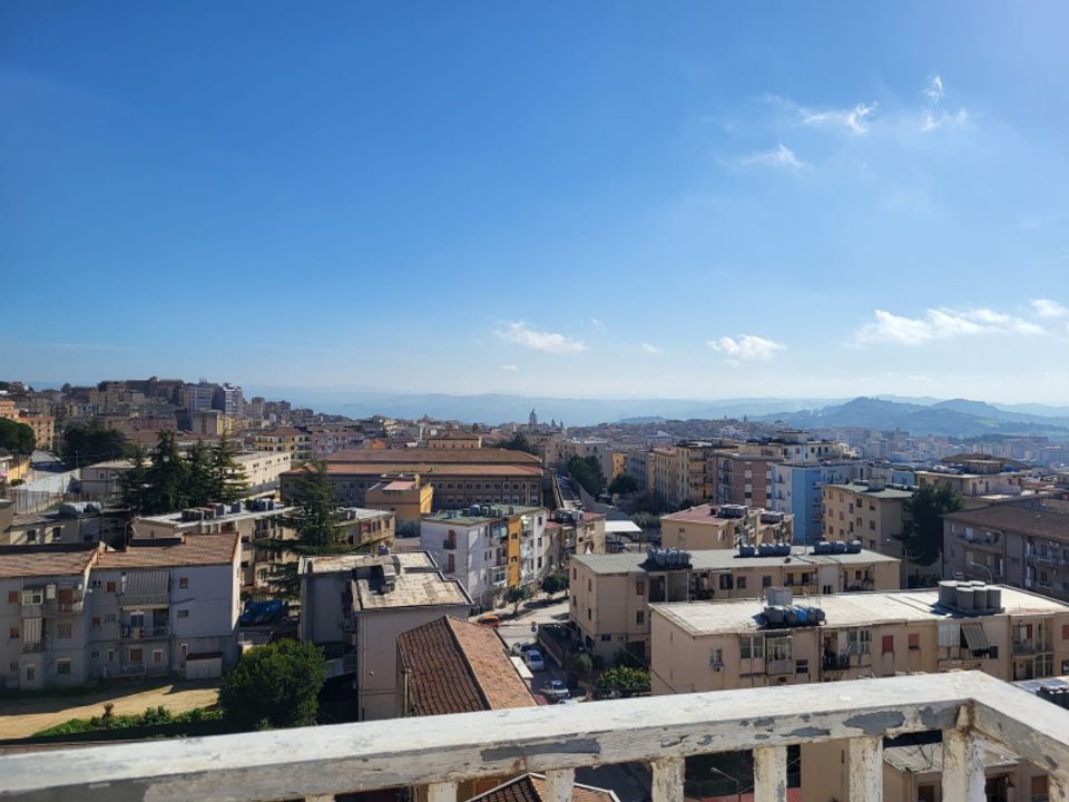 Lejlighed i Caltanissetta, Caltanissetta - foto 4
