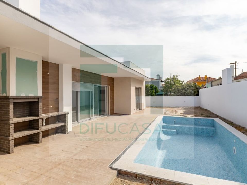 Byhus i Brejos de Azeitao, Setubal - foto 1