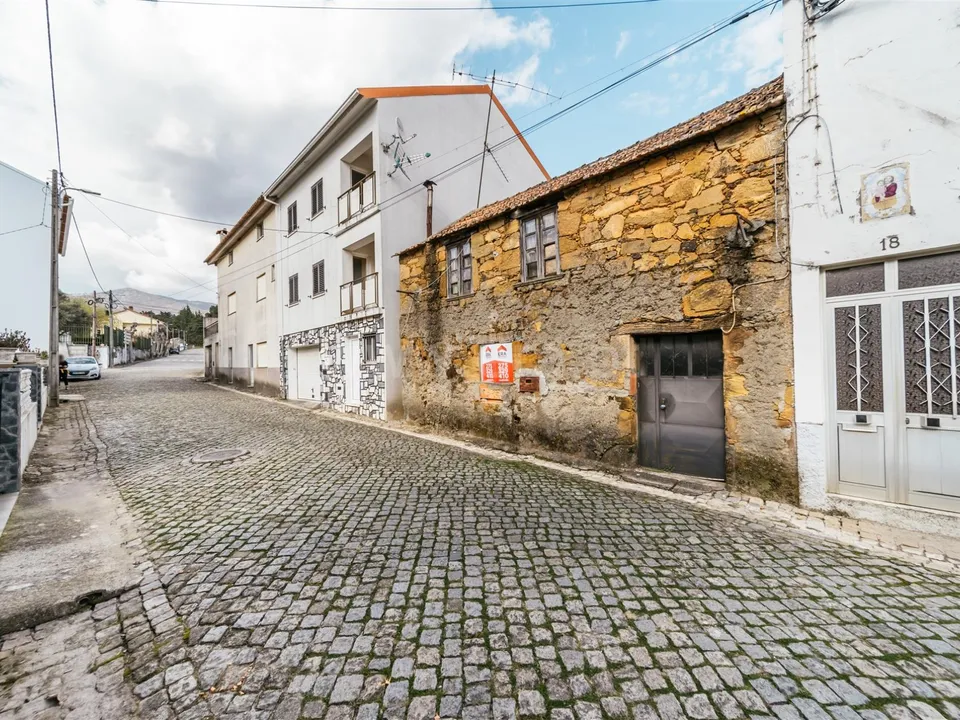 Byhus i Covilha, Castelo Branco - foto 3