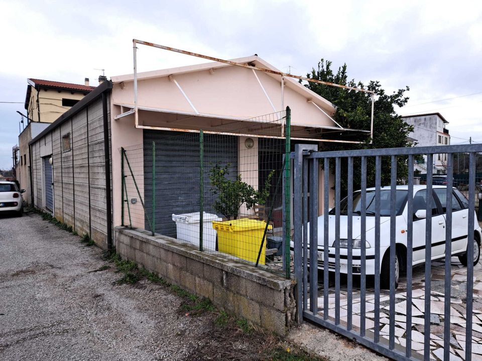 Erhvervsejendom i Santa Maria Imbaro, Chieti - foto 1