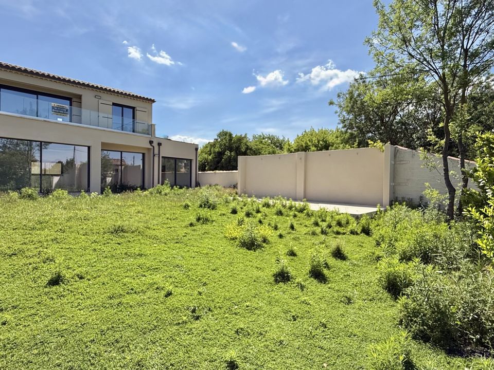 Villa i L'Isle-sur-la-Sorgue, Vaucluse - foto 1