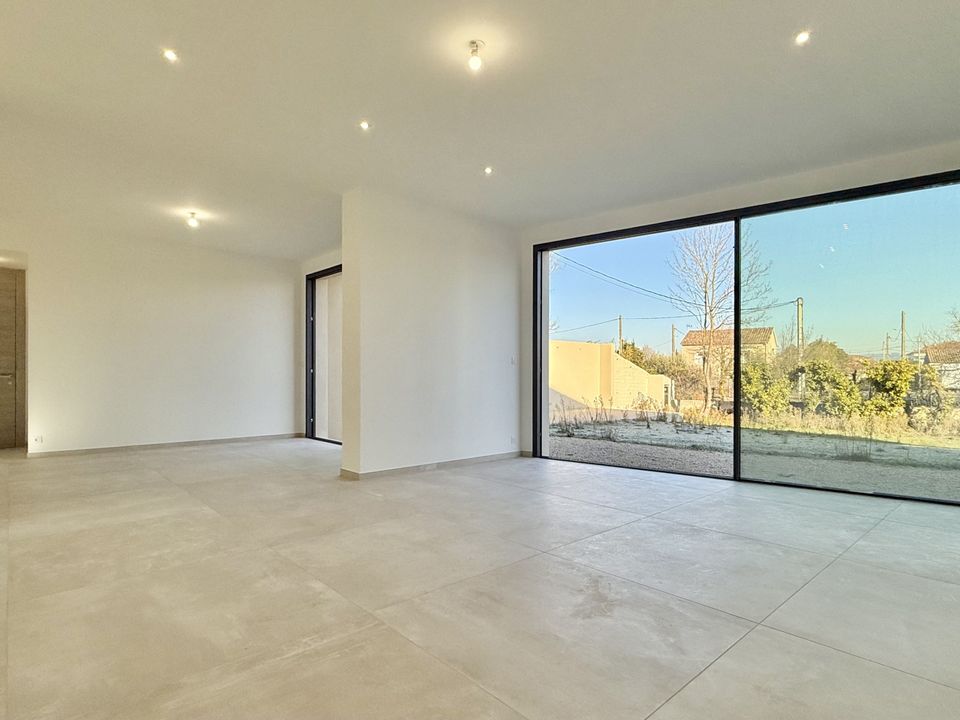 Villa i L'Isle-sur-la-Sorgue, Vaucluse - foto 4