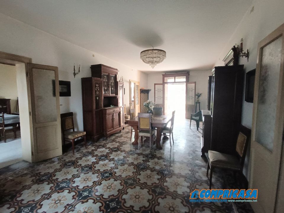 Erhvervsejendom i Castelbaldo, Padua - foto 1