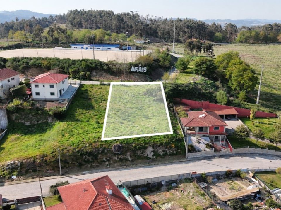 Helårsgrund i Airaes, Porto - foto 1