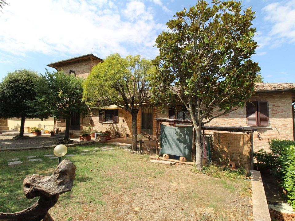 Landejendom i Castelnuovo Berardenga, Siena - foto 1