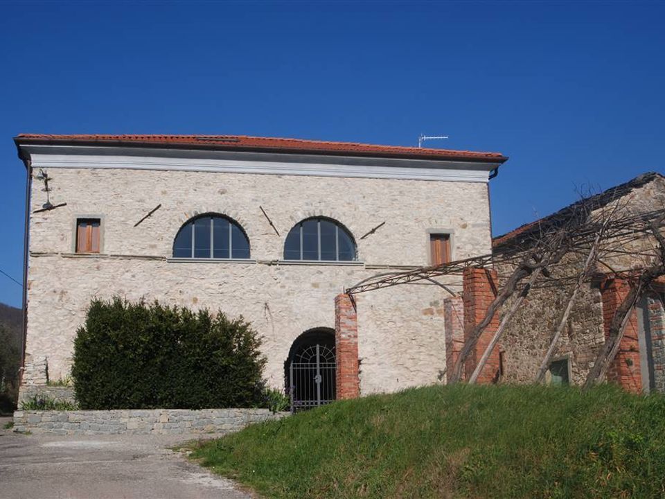 Gårdshus i Pontremoli, Massa and Carrara - bilde 1