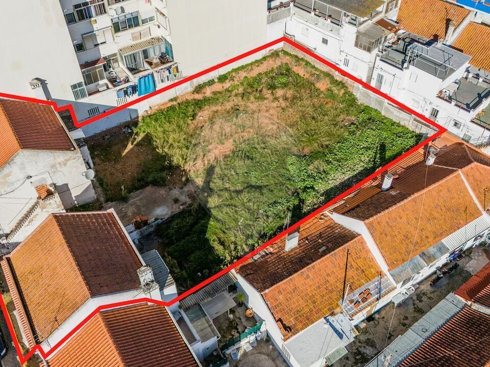 Erhvervsejendom i Vialonga, Lisbon - foto 1