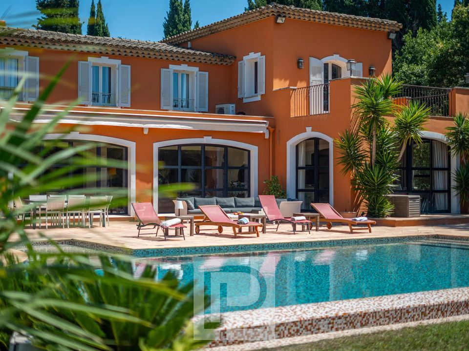 Landejendom i Mougins, Alpes-Maritimes - foto 1