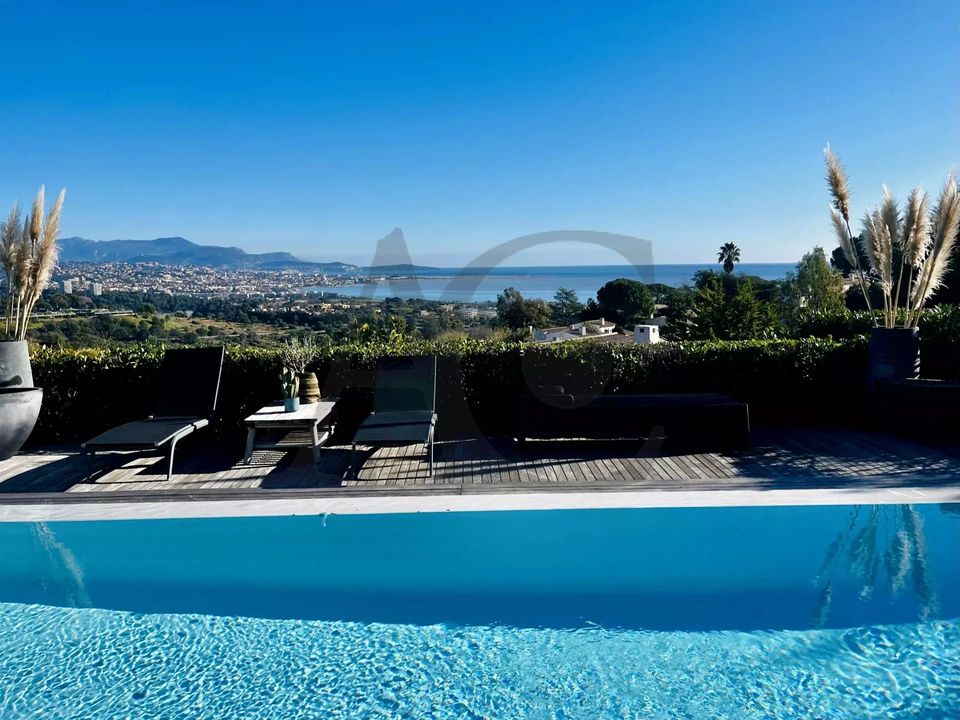 Villa i Villeneuve-Loubet, Alpes-Maritimes - foto 2