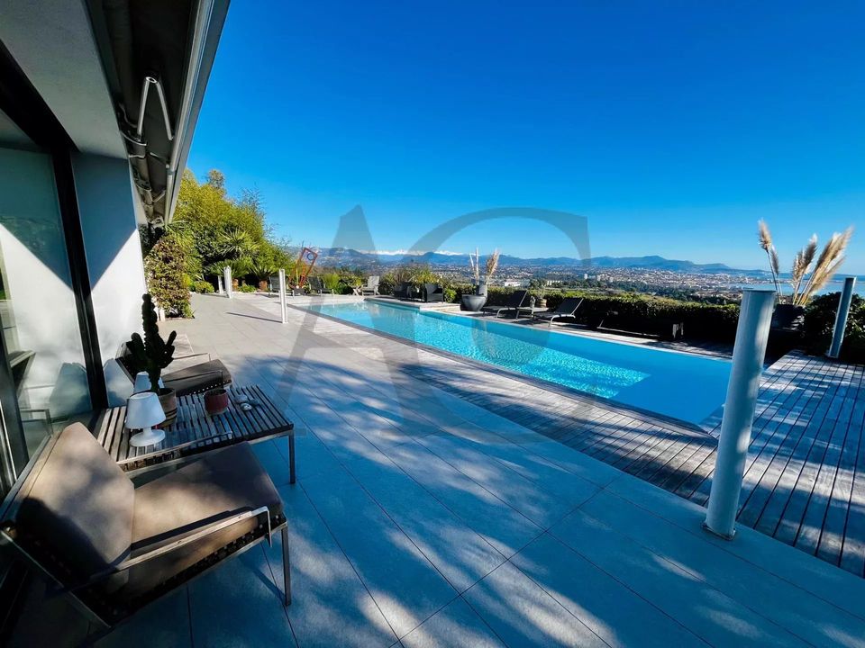 Villa i Villeneuve-Loubet, Alpes-Maritimes - foto 3