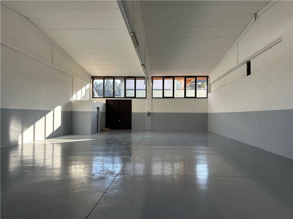 Erhvervsejendom i Villongo, Bergamo - foto 3