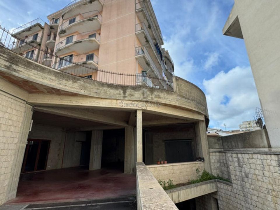Garage i Modica, Ragusa - foto 3