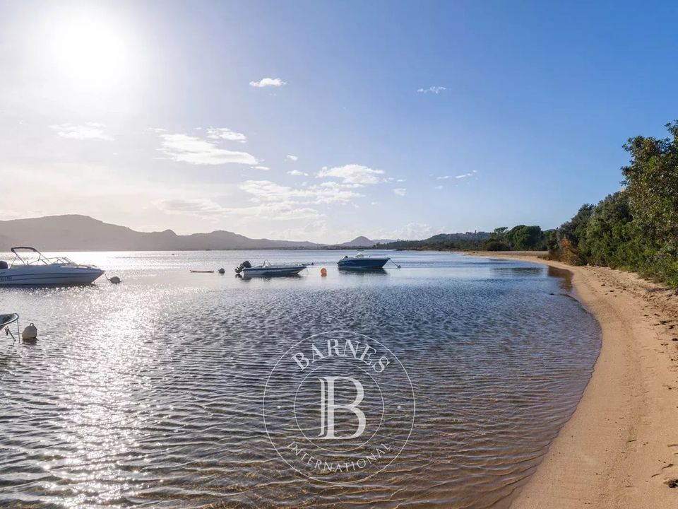 Villa a Porto-Vecchio, Corse-du-Sud - foto 1