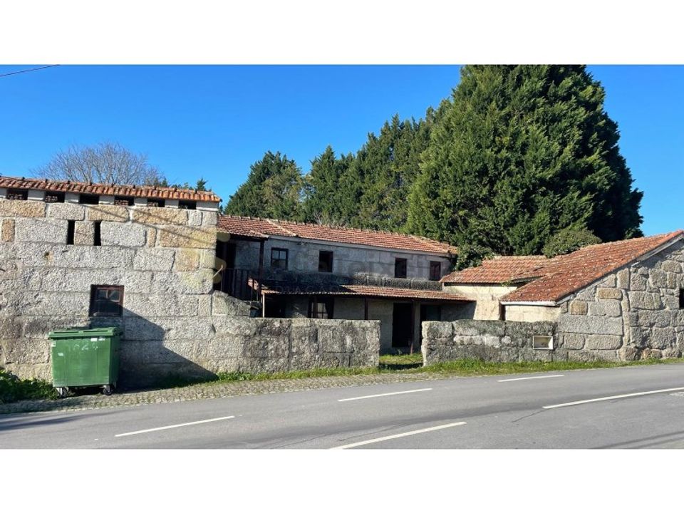 Erhvervsejendom i Amarante, Porto - foto 3