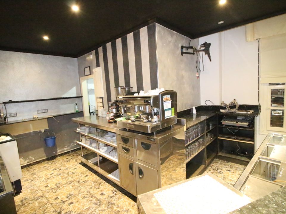 L'establiment comercial a Dolores, Alicante - foto 3