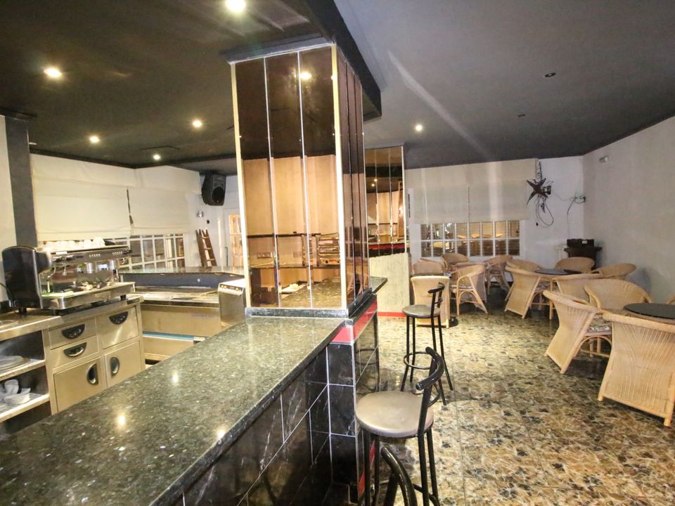 L'establiment comercial a Dolores, Alicante - foto 4