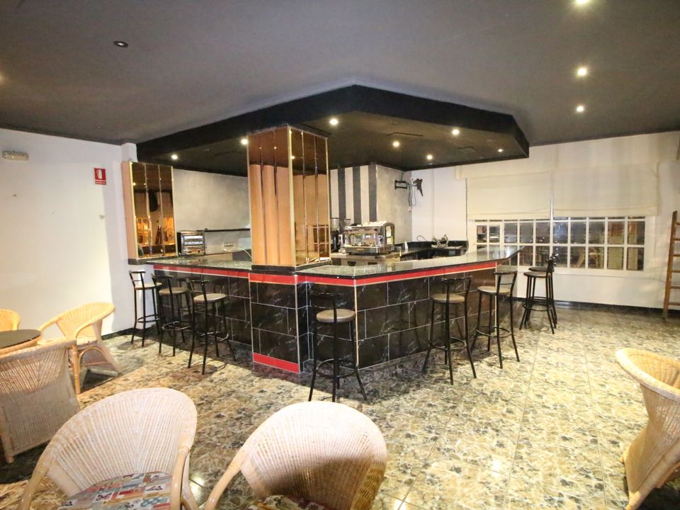 L'establiment comercial a Dolores, Alicante - foto 5