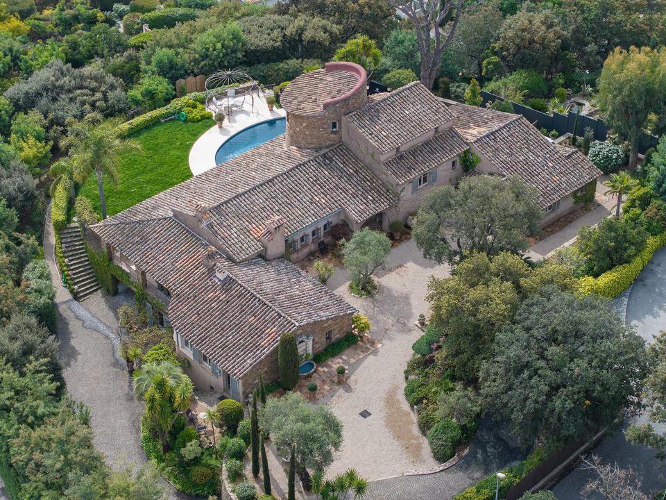 Villa i Mandelieu-la-Napoule, Alpes-Maritimes - foto 4