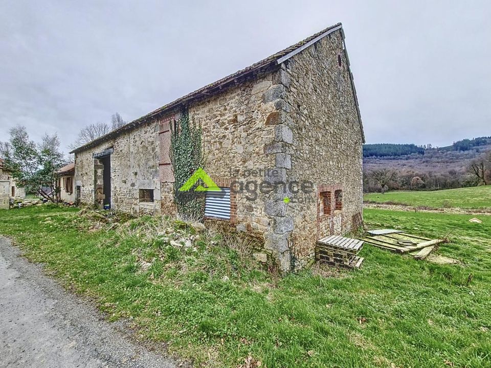 Helårsgrund i Saint-Sulpice-le-Gueretois, Creuse - foto 1