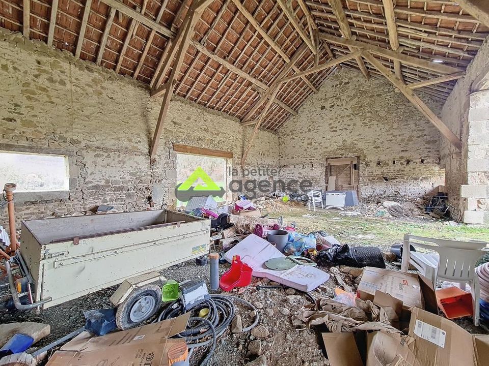Helårsgrund i Saint-Sulpice-le-Gueretois, Creuse - foto 2