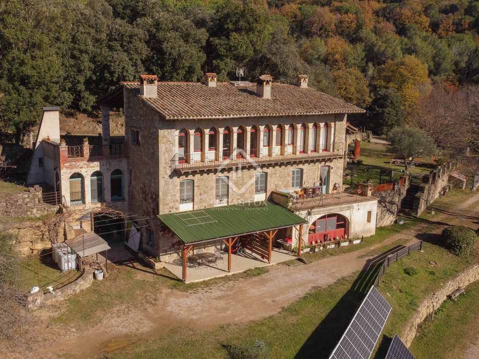 Landejendom i Porqueres, Gerona - foto 1