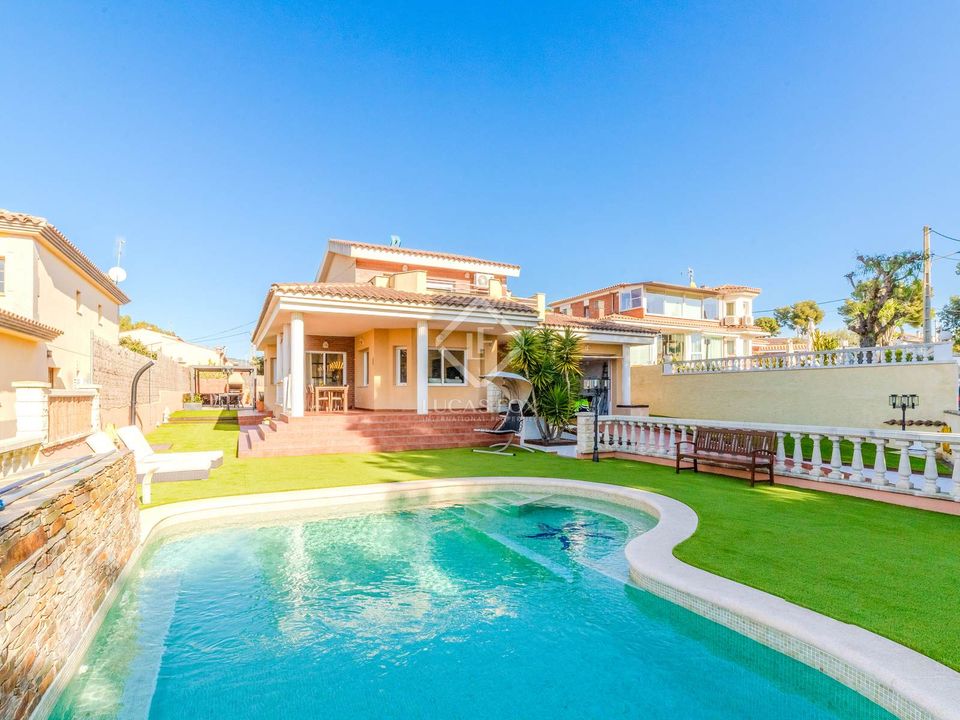 Villa a Sant Pere De Ribes, Barcelona - foto 5