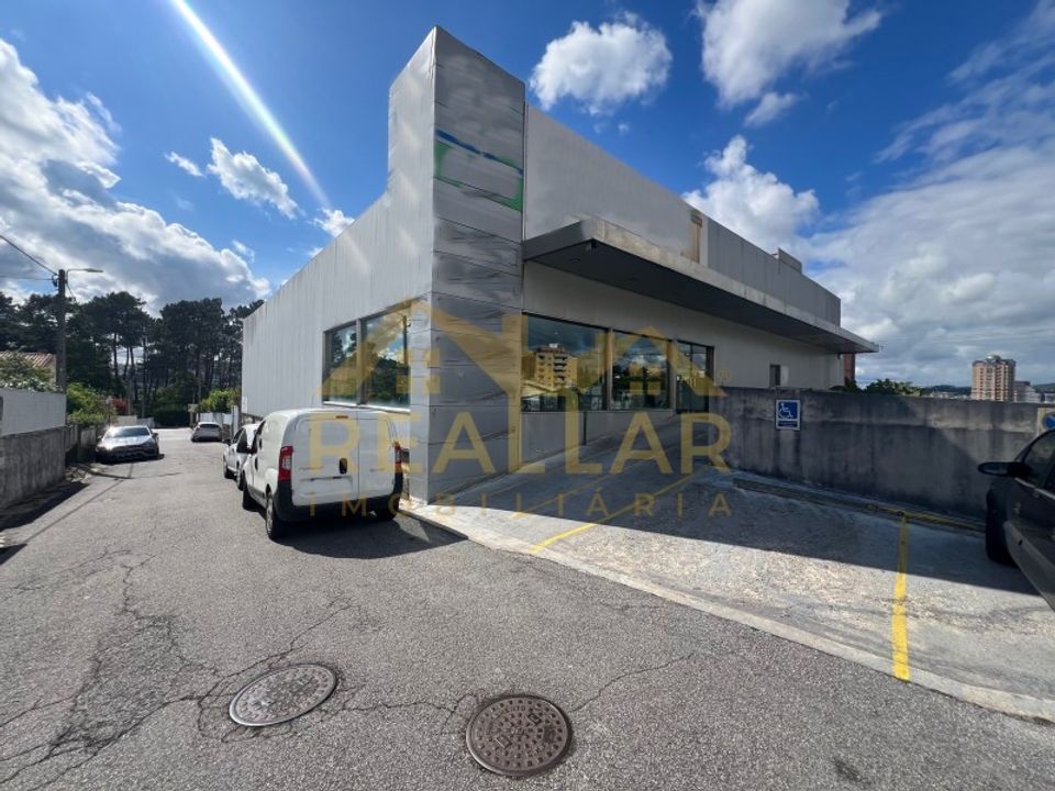 Bungalow i Vila Nova de Famalicao, Braga - foto 1