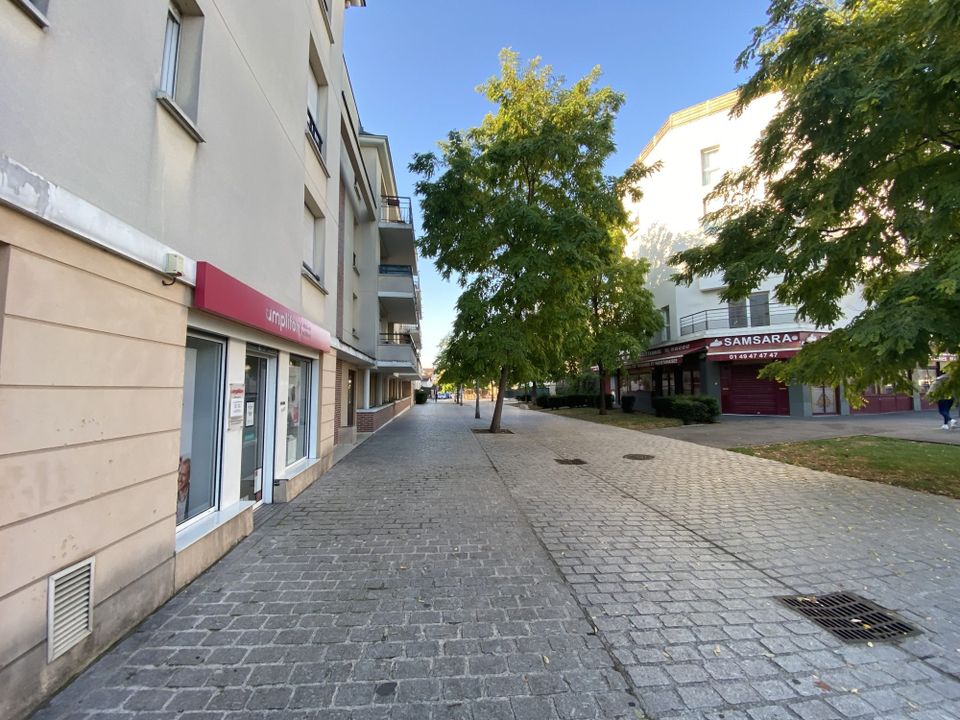Lejlighed i Blanc-Mesnil, Seine-Saint-Denis - foto 1