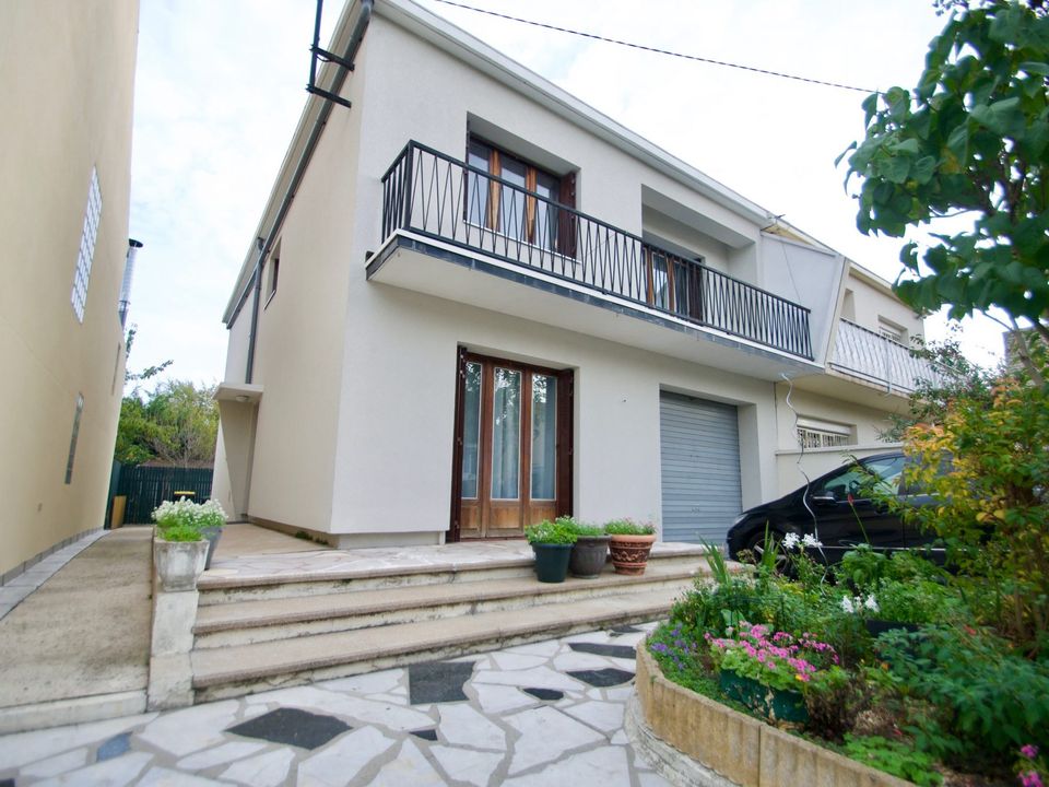Villa i Blanc-Mesnil, Seine-Saint-Denis - foto 1