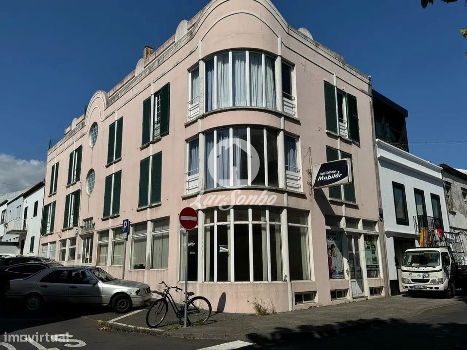Erhvervsejendom i Ponta Delgada, Sao Miguel - foto 1