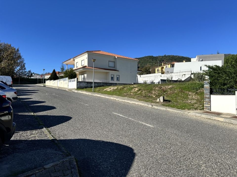 Helårsgrund i Tortosendo, Castelo Branco - foto 1