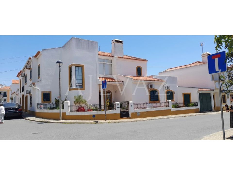 Villa i Vila Nova de Milfontes, Beja - foto 1