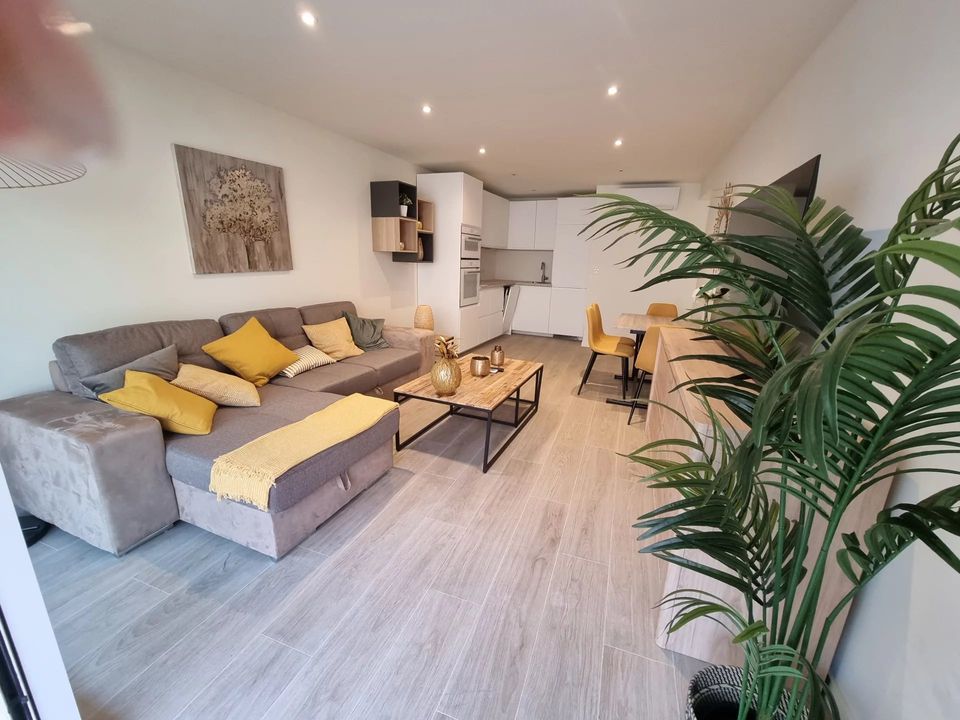 Lejlighed i Juan-les-Pins, Alpes-Maritimes - foto 1