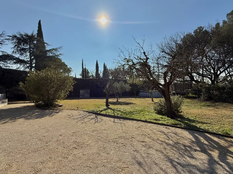 Villa i L'Isle-sur-la-Sorgue, Vaucluse - foto 2