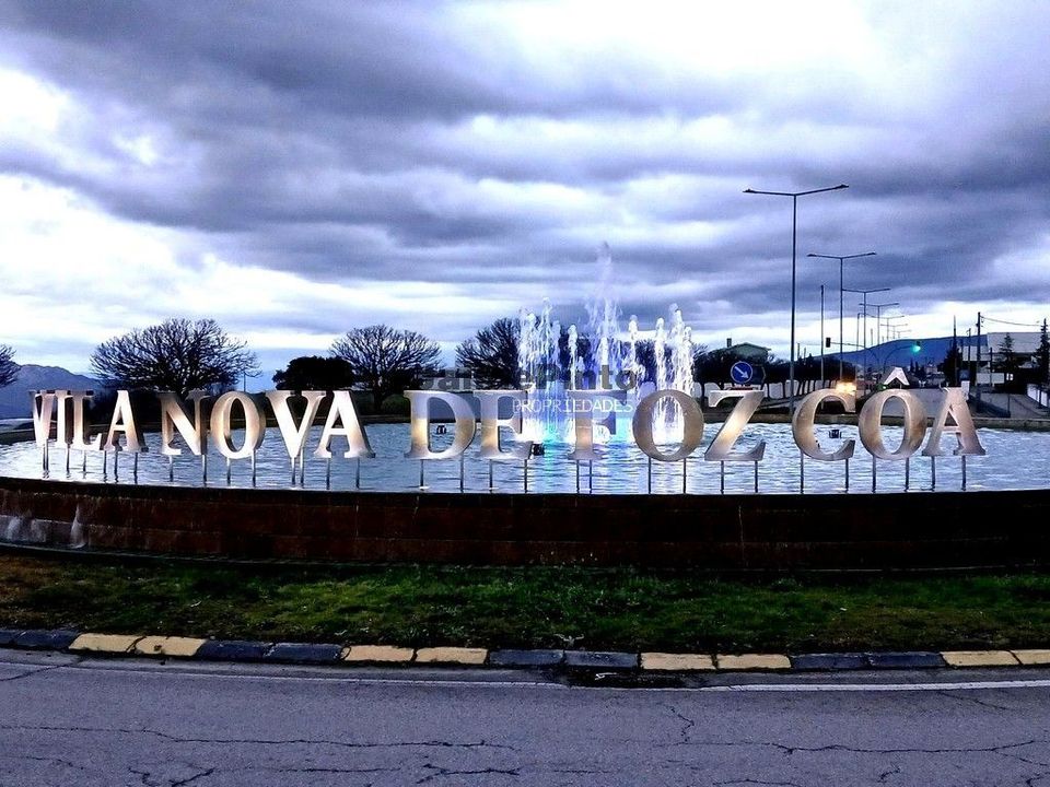 Helårsgrund i Vila Nova de Foz Coa, Guarda - foto 1