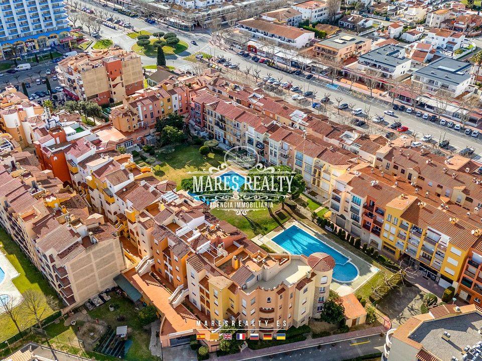 Lejlighed i Empuriabrava, Gerona - foto 1