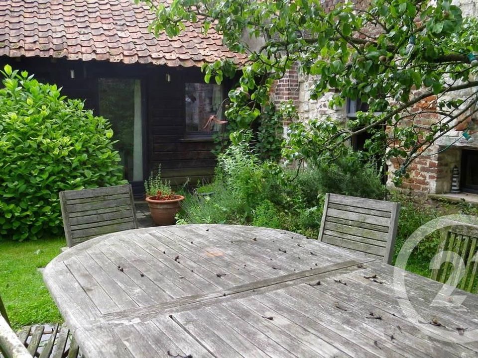 Landsbyhus i Montreuil-sur-Mer, Pas-de-Calais - foto 1
